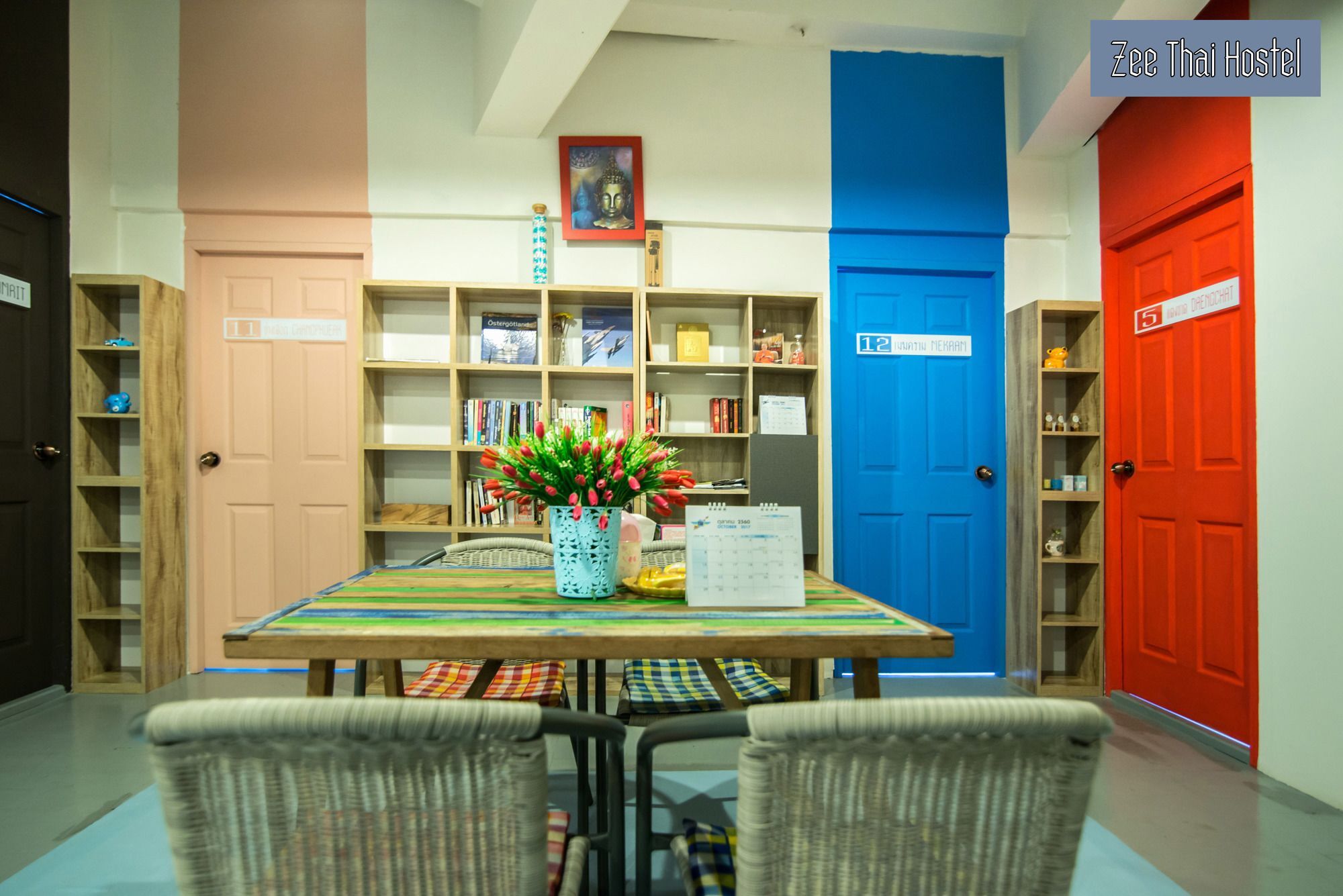 Zee Thai Khách sạn